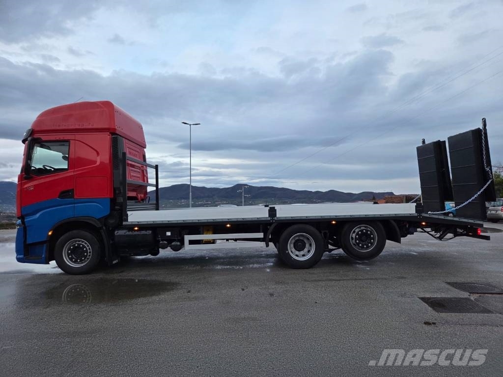 Iveco S-Way AS 260S48 Beavertail Caminhões de mesa / guincho