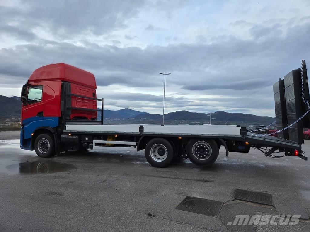 Iveco S-Way AS 260S48 Beavertail Caminhões de mesa / guincho