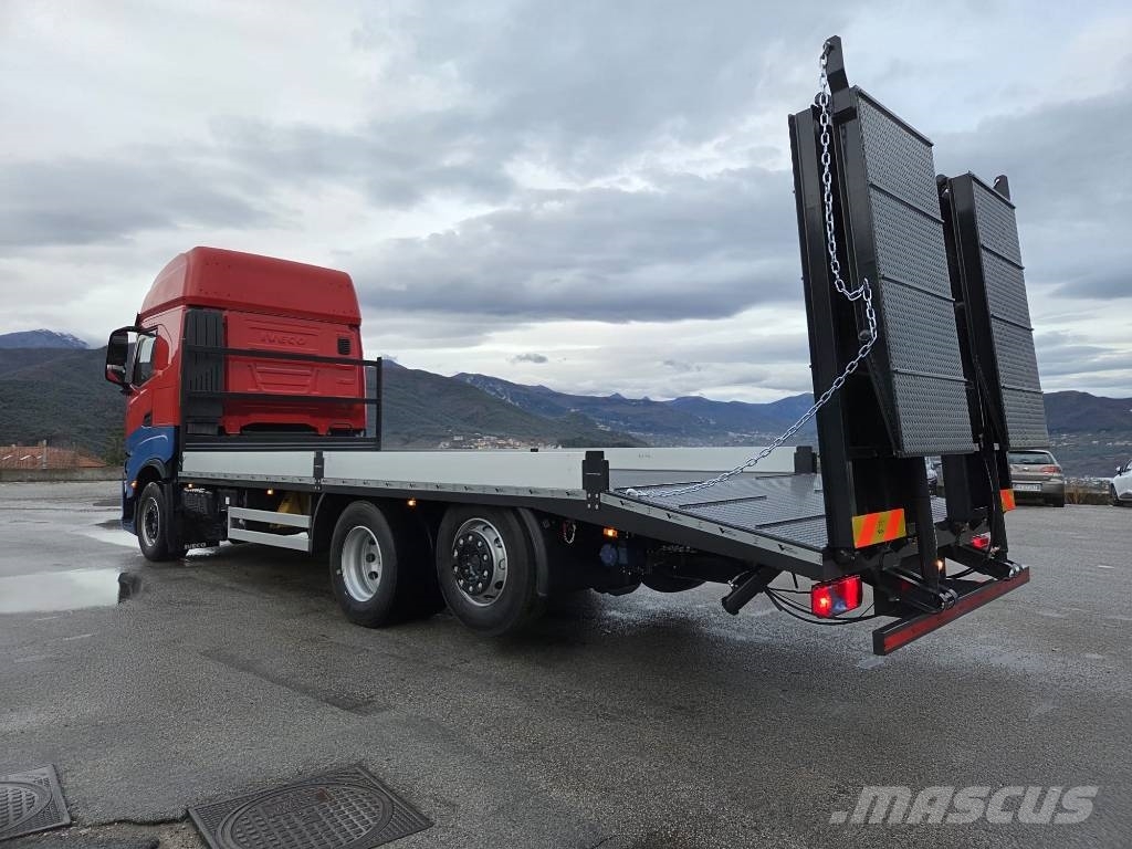 Iveco S-Way AS 260S48 Beavertail Caminhões de mesa / guincho