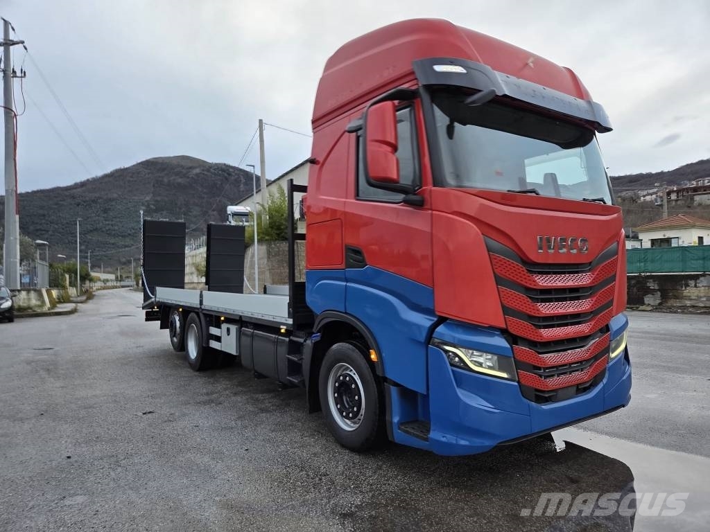 Iveco S-Way AS 260S48 Beavertail Caminhões de mesa / guincho