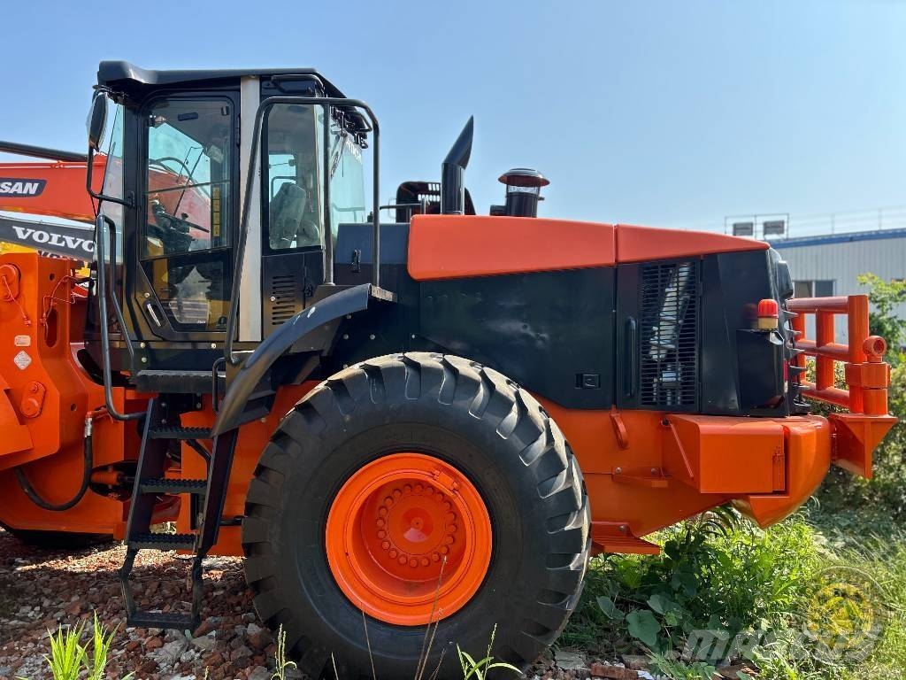 Hitachi ZW 310-5  휠로우더