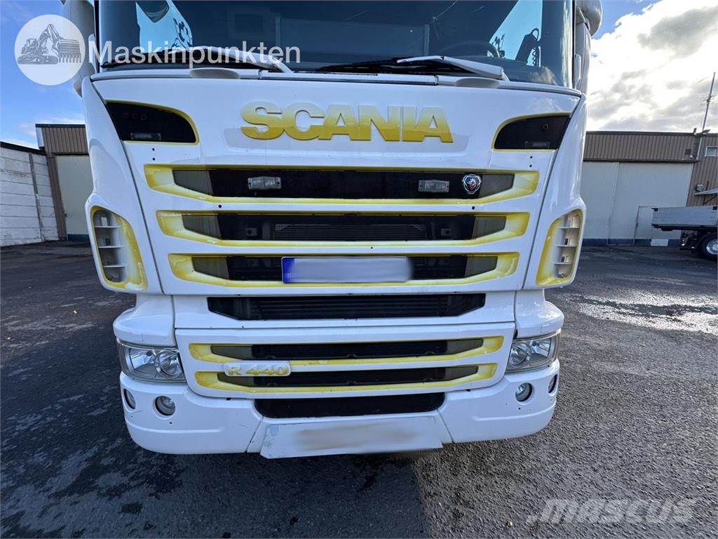 Scania R440LB6X2*4HNB Camiones polibrazo