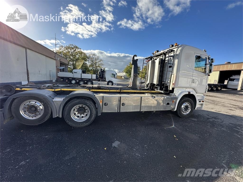 Scania R440LB6X2*4HNB Camiones polibrazo
