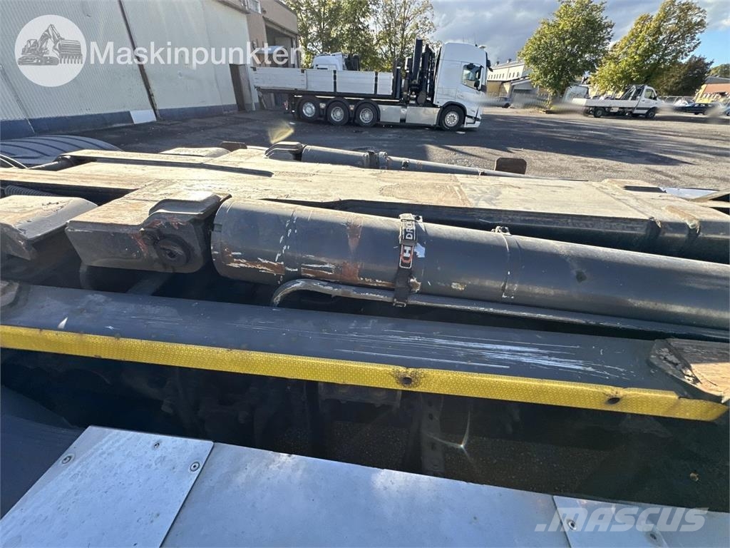 Scania R440LB6X2*4HNB Camiones polibrazo