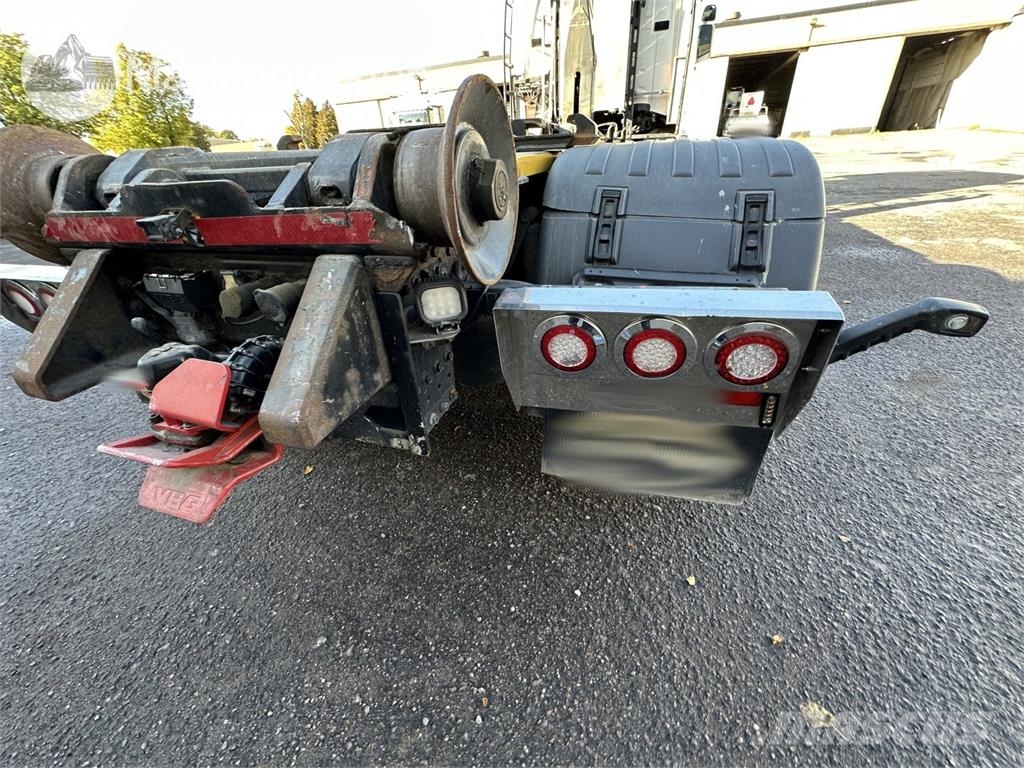 Scania R440LB6X2*4HNB Camiones polibrazo