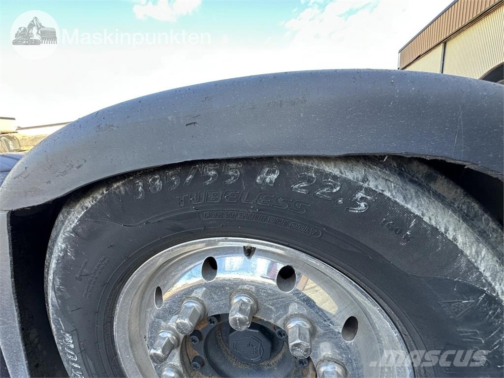 Scania R440LB6X2*4HNB Camiones polibrazo