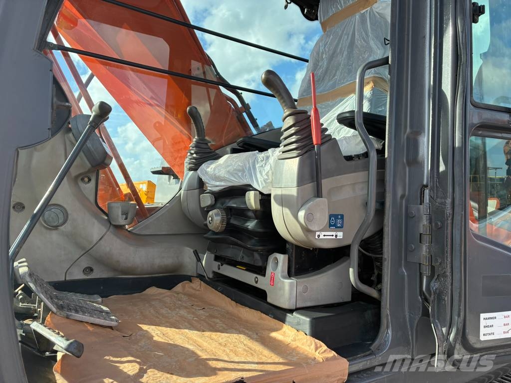 Hitachi ZX 210 LC-3 Roomikekskavaatorid