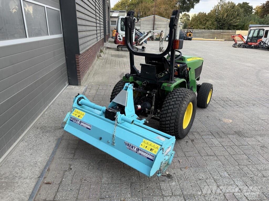 John Deere 4110 Compacttrekker (4WD / HST) Traktoren
