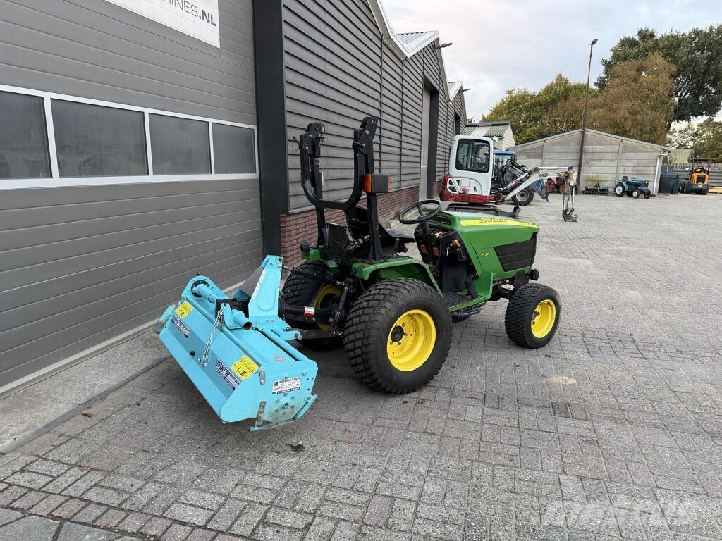 John Deere 4110 Compacttrekker (4WD / HST) Traktoren