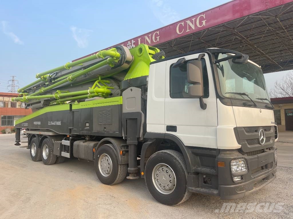 Zoomlion中联重科 52X-6RZ Betono siurbliai