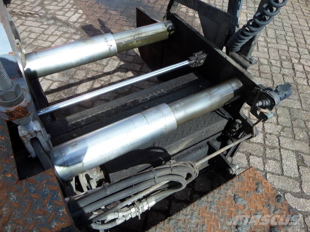 Dynapac F 8-4W Asfaltafwerkmachines
