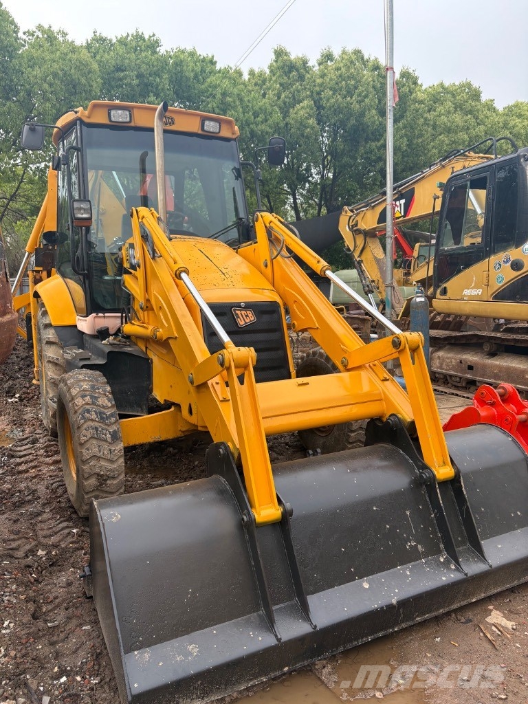 JCB 3 CX Koparko-ładowarki