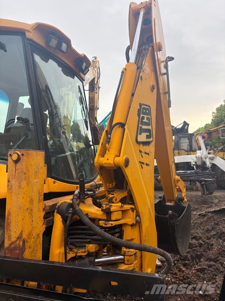 JCB 3 CX Koparko-ładowarki