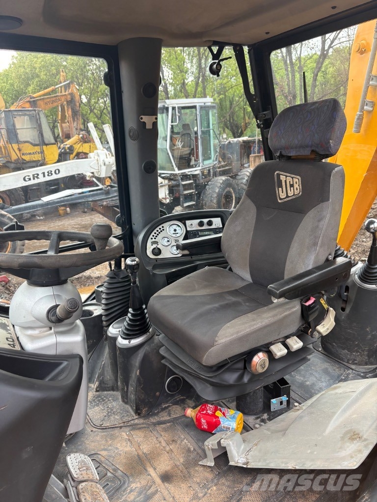 JCB 3 CX Koparko-ładowarki