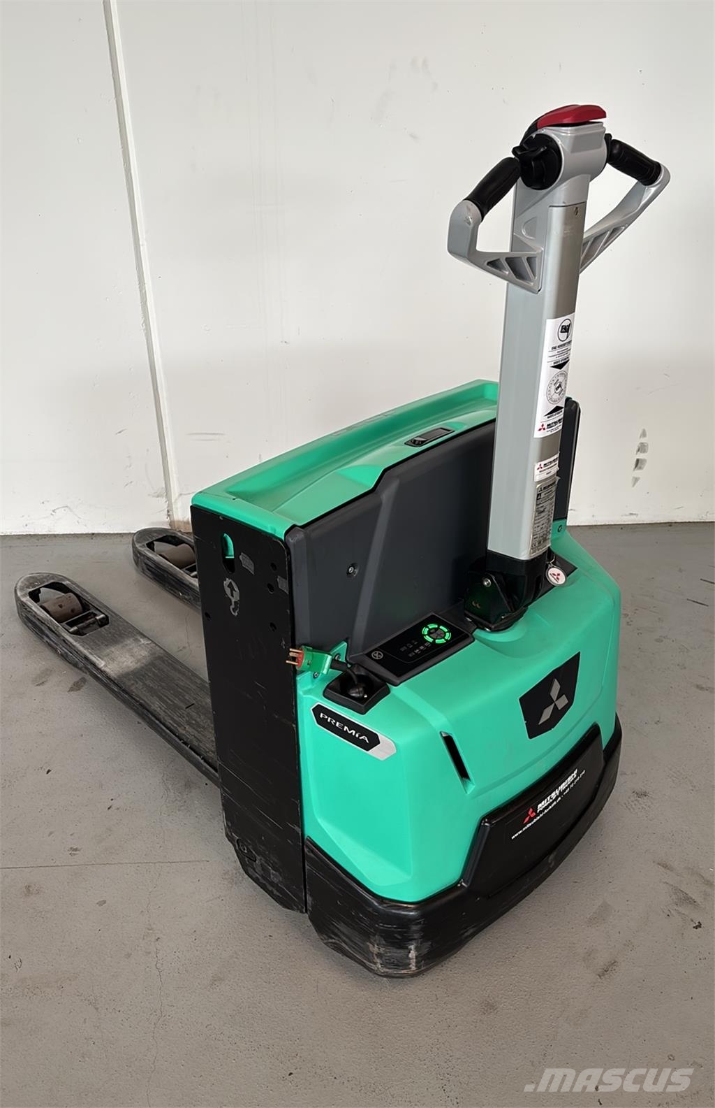 Mitsubishi PBP16N2 Pedestrian stacker