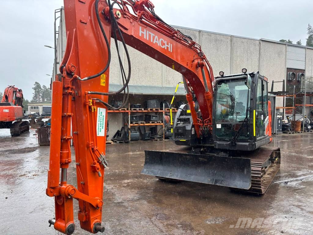 Hitachi ZX135US-7 Excavadoras sobre orugas