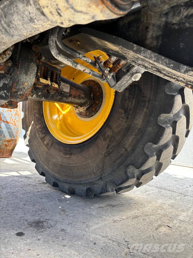 Komatsu WA 200-8 Radlader