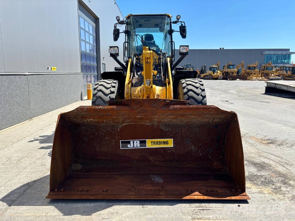 Komatsu WA 200-8 Radlader