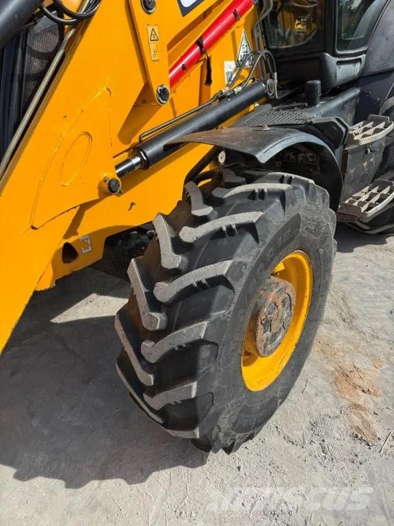 JCB 3CX Graaf-laadcombinaties