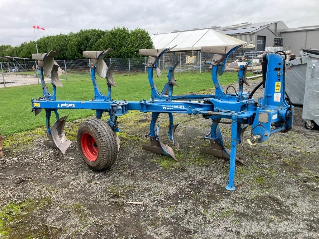 Lemken EurOpal 7-4 Pflüge