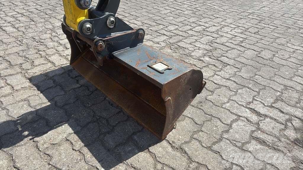 Wacker Neuson ET16 0 حفارات صغيرة أقل من 7 طن (حفارات صغيرة)