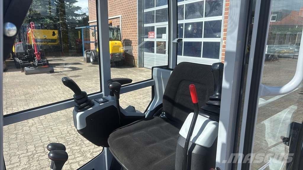 Wacker Neuson ET16 0 حفارات صغيرة أقل من 7 طن (حفارات صغيرة)