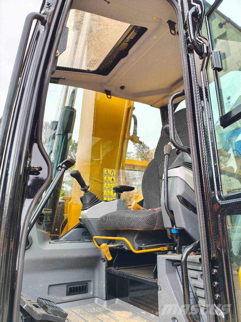 CAT 310 대형 굴삭기 29톤 이상