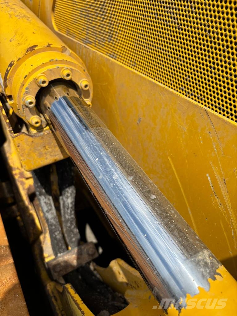 Komatsu D 71 PXi-24EO RIPPER GPS Buldožeri guseničari