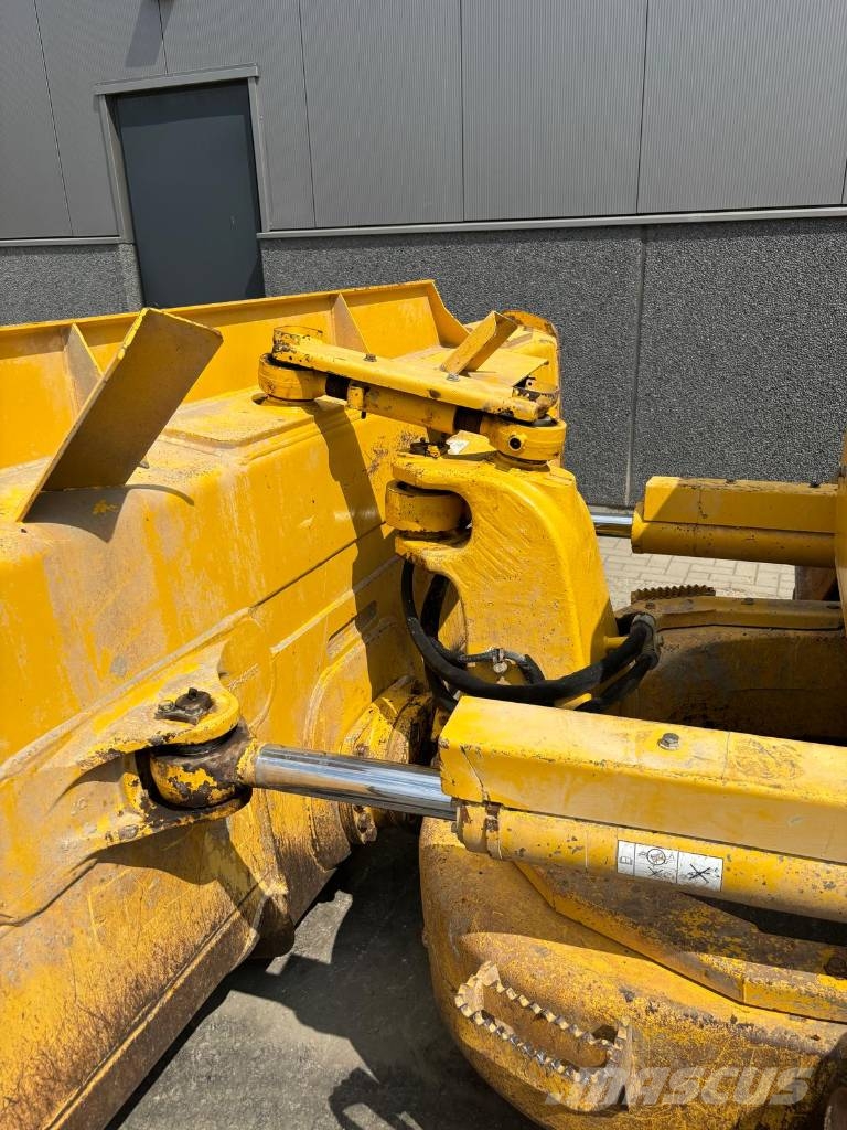 Komatsu D 71 PXi-24EO RIPPER GPS Buldožeri guseničari