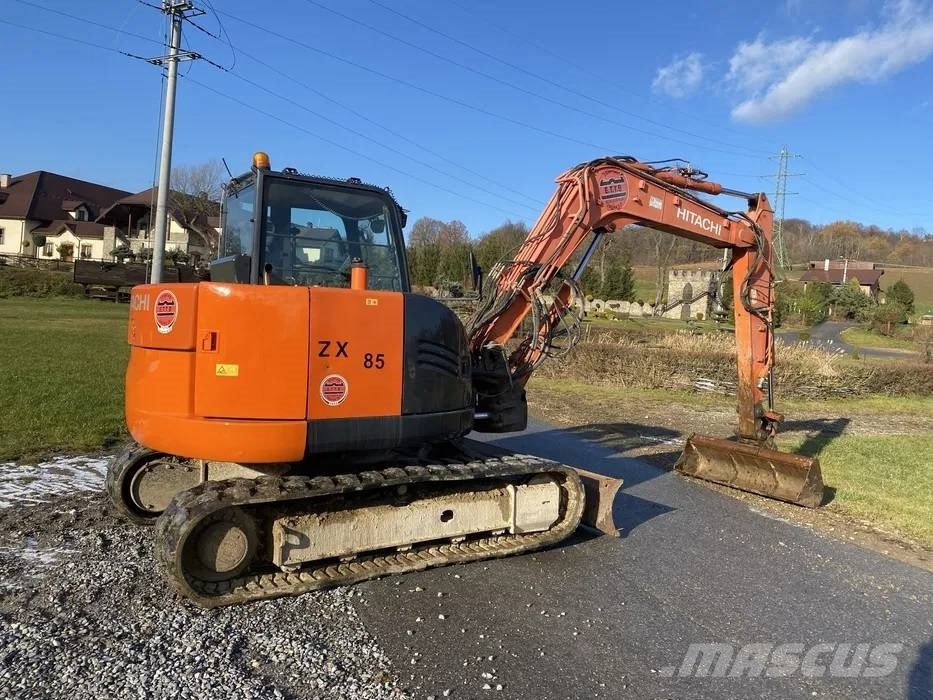 Hitachi ZX 85 US-3 中型挖掘机