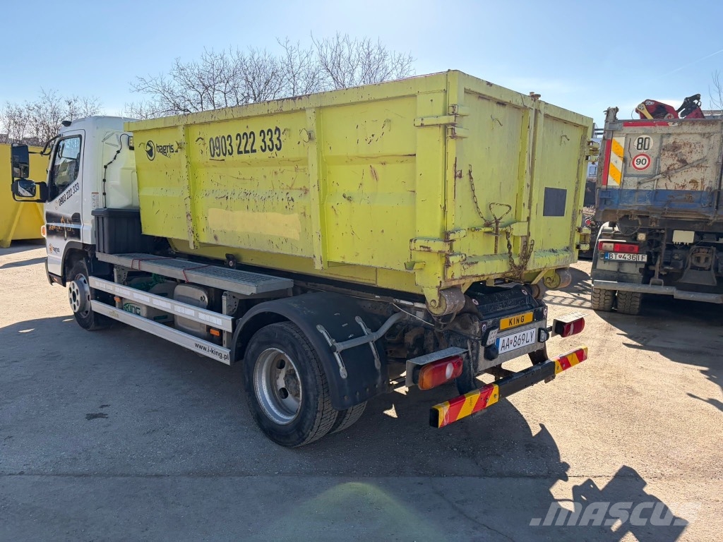 Mitsubishi Canter Fuso Treileri ar āķi