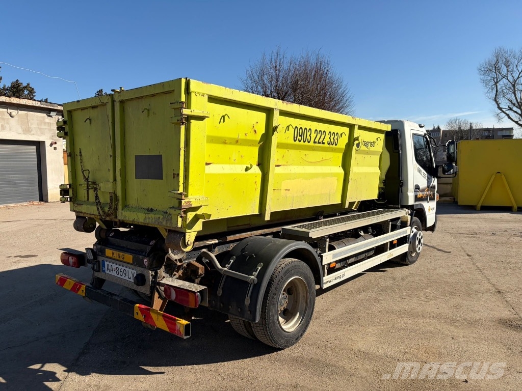 Mitsubishi Canter Fuso Treileri ar āķi