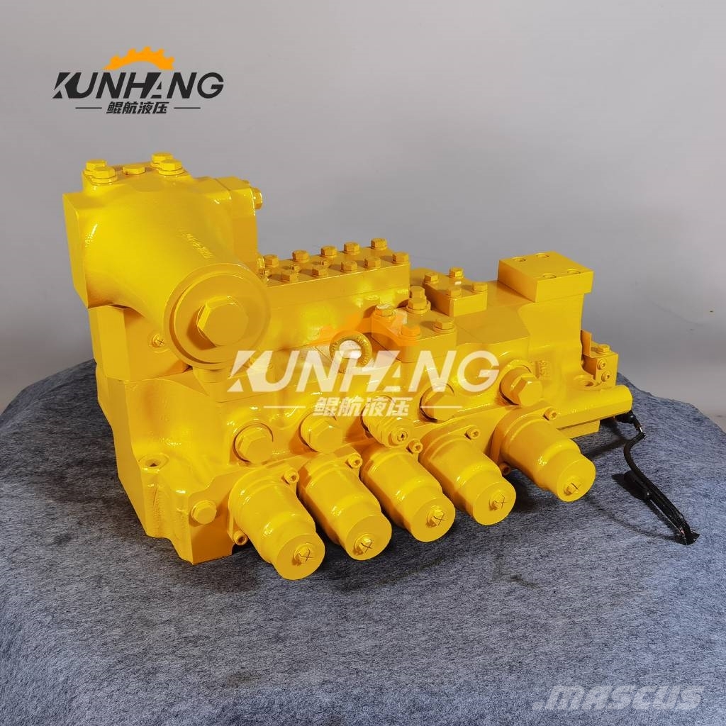 Komatsu PC500LC-10 main valve 723-48-33100 723-40-74400 Hidráulicos