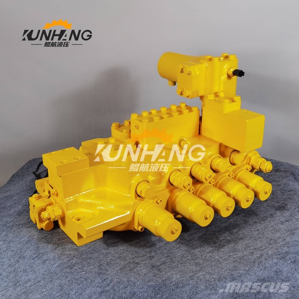Komatsu PC500LC-10 main valve 723-48-33100 723-40-74400 Hidráulicos