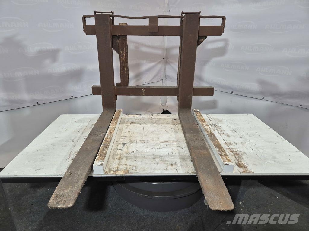  AZ12/18/200 Palletvorkinstallatie Вилки