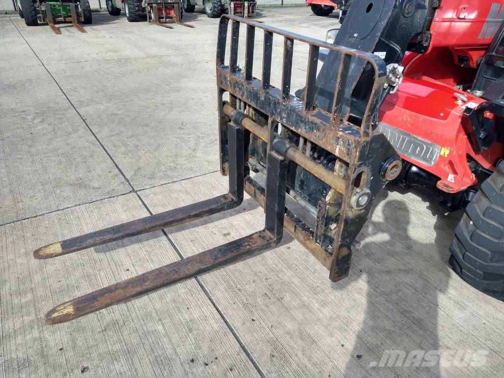 Manitou MT 625 H Comfort (770) 텔러 핸들러