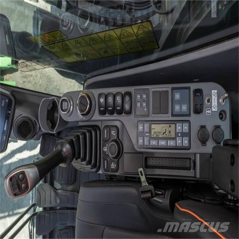 Doosan DX 300 LCA Гусеничні екскаватори