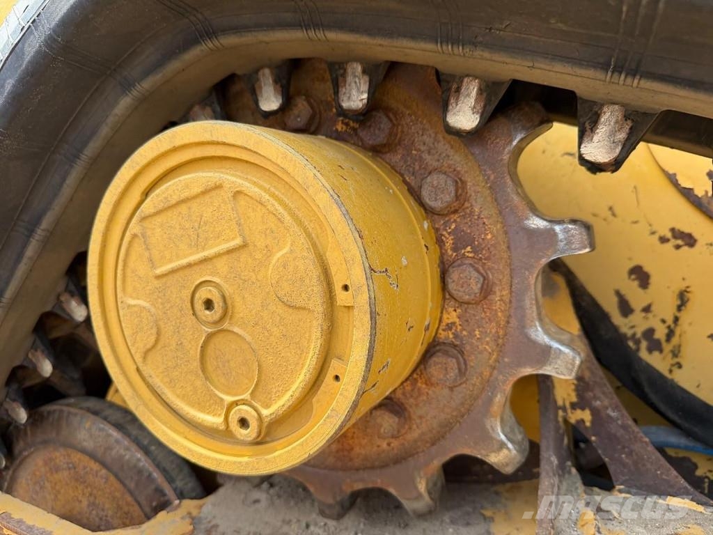 CAT 259D SMART Angle DOZER BLADE (3D LASER PREP) + LOA لوادر انزلاقية التوجيه