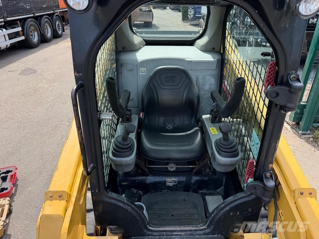 CAT 259D SMART Angle DOZER BLADE (3D LASER PREP) + LOA لوادر انزلاقية التوجيه