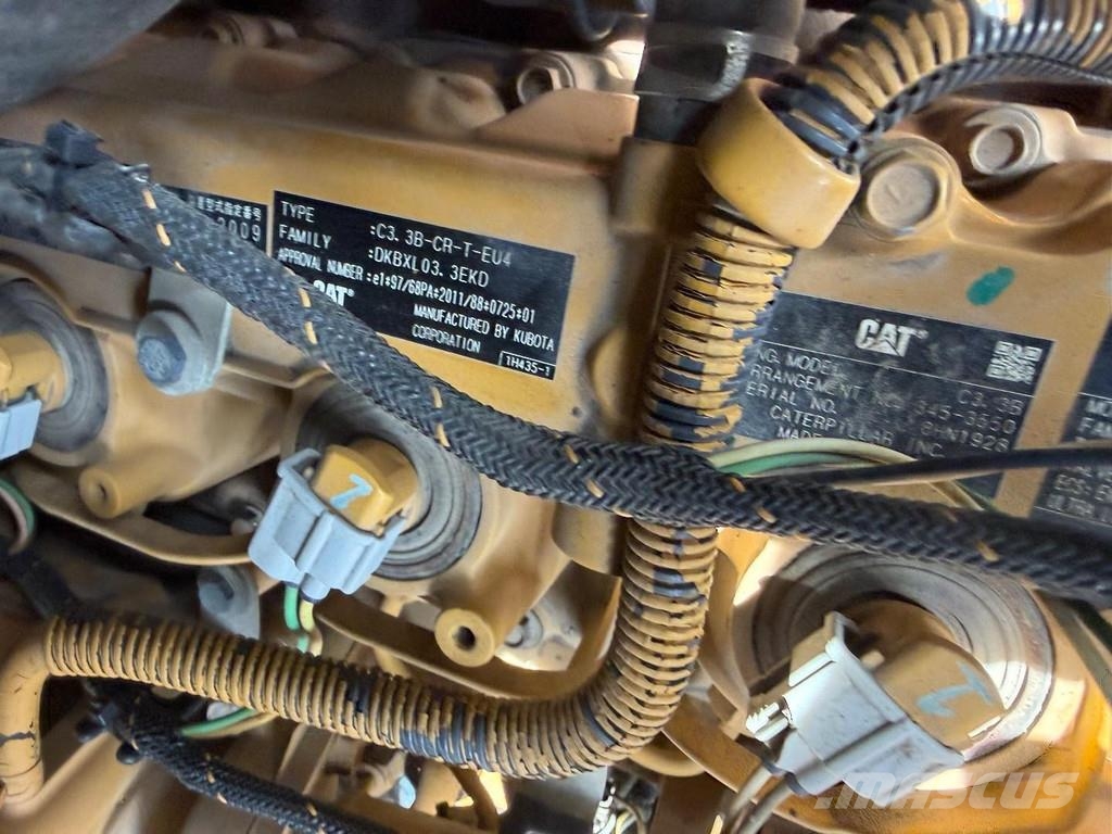 CAT 259D SMART Angle DOZER BLADE (3D LASER PREP) + LOA لوادر انزلاقية التوجيه