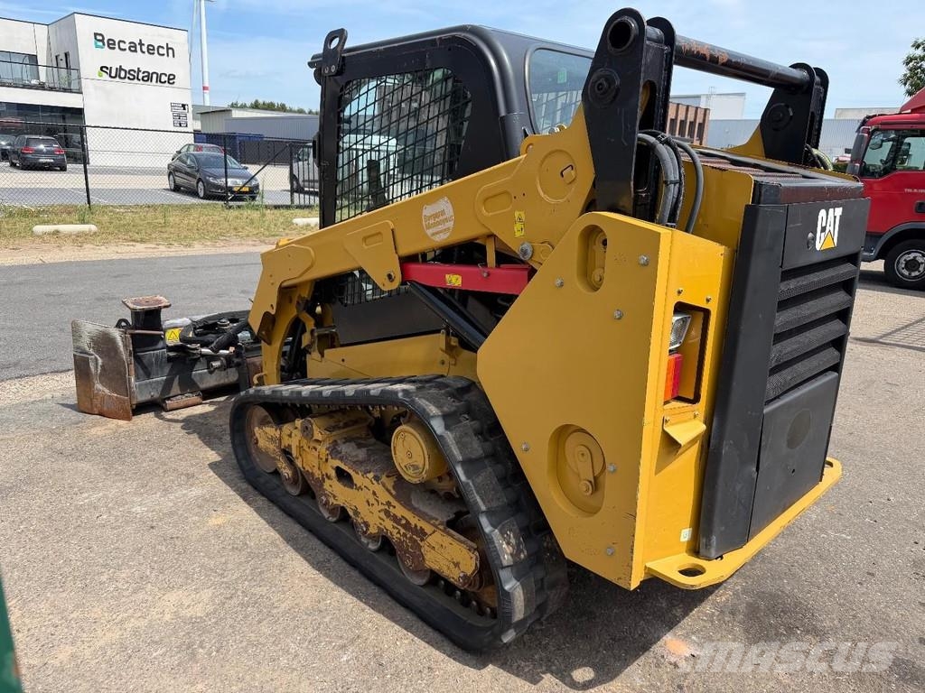 CAT 259D SMART Angle DOZER BLADE (3D LASER PREP) + LOA لوادر انزلاقية التوجيه