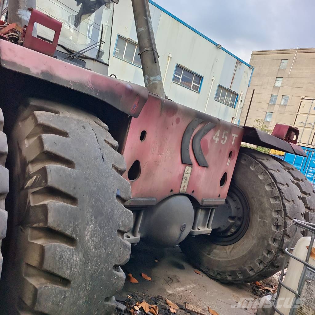 DRD 450 specialize in exporting reach stackers Konténer rakodó