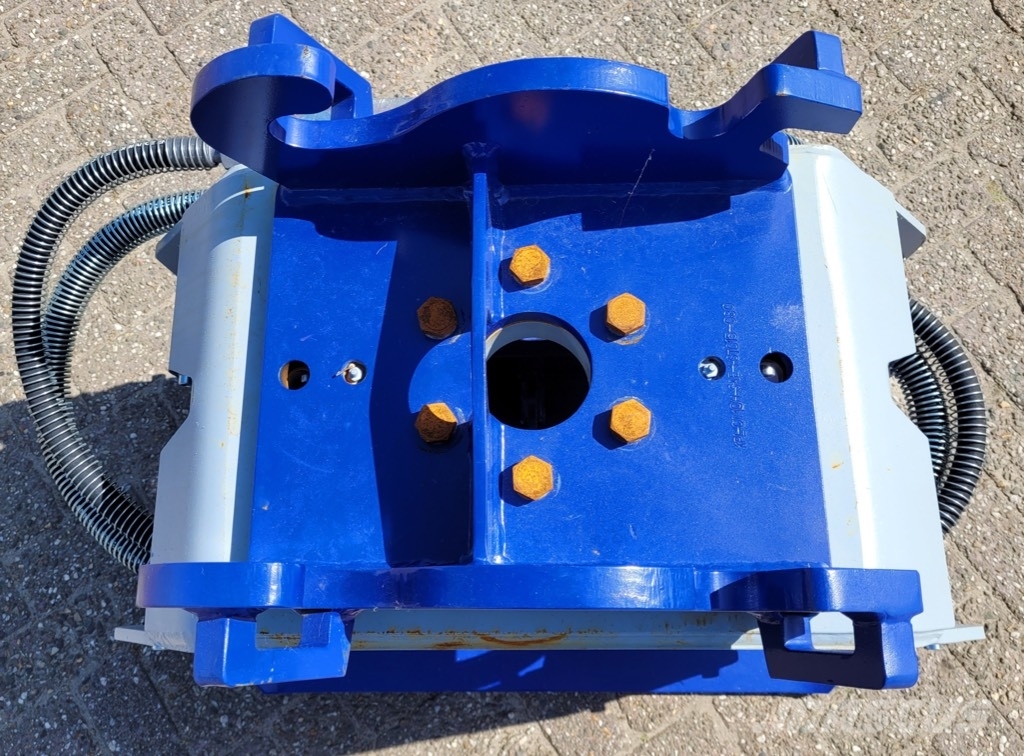 Saes HST 015 trilblok Vibratory pile drivers