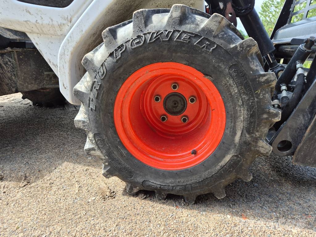Bobcat L 28 Μίνι φορτωτές