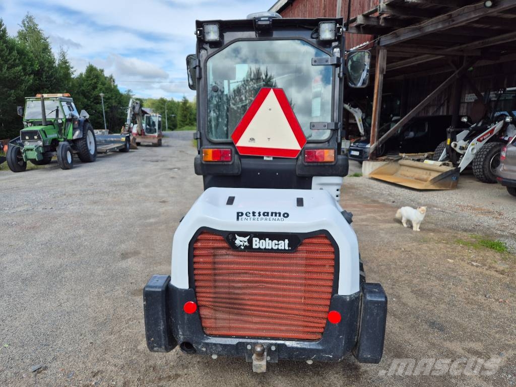 Bobcat L 28 Μίνι φορτωτές