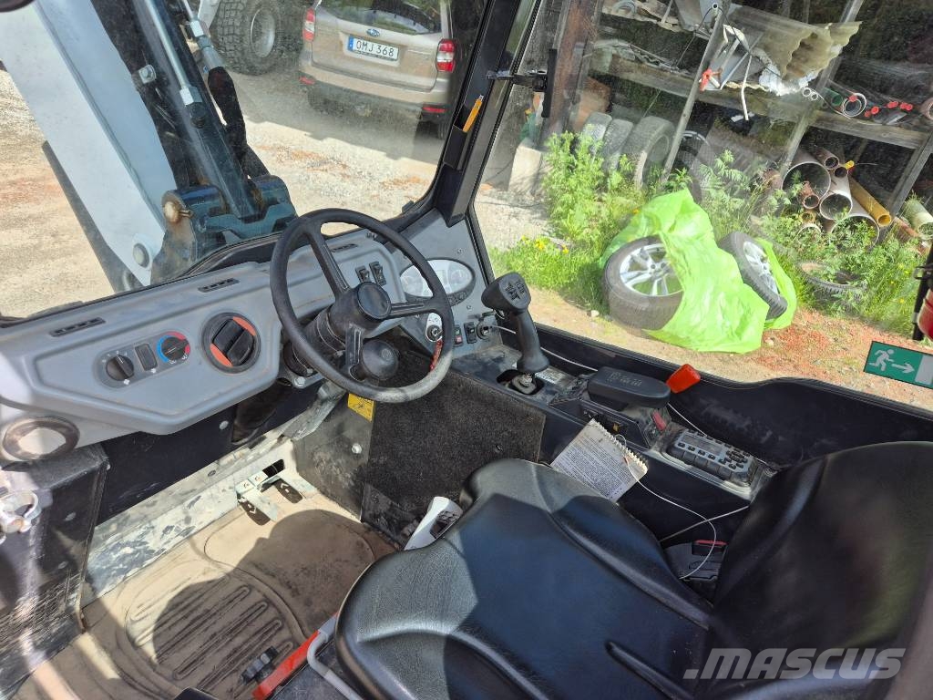 Bobcat L 28 Μίνι φορτωτές