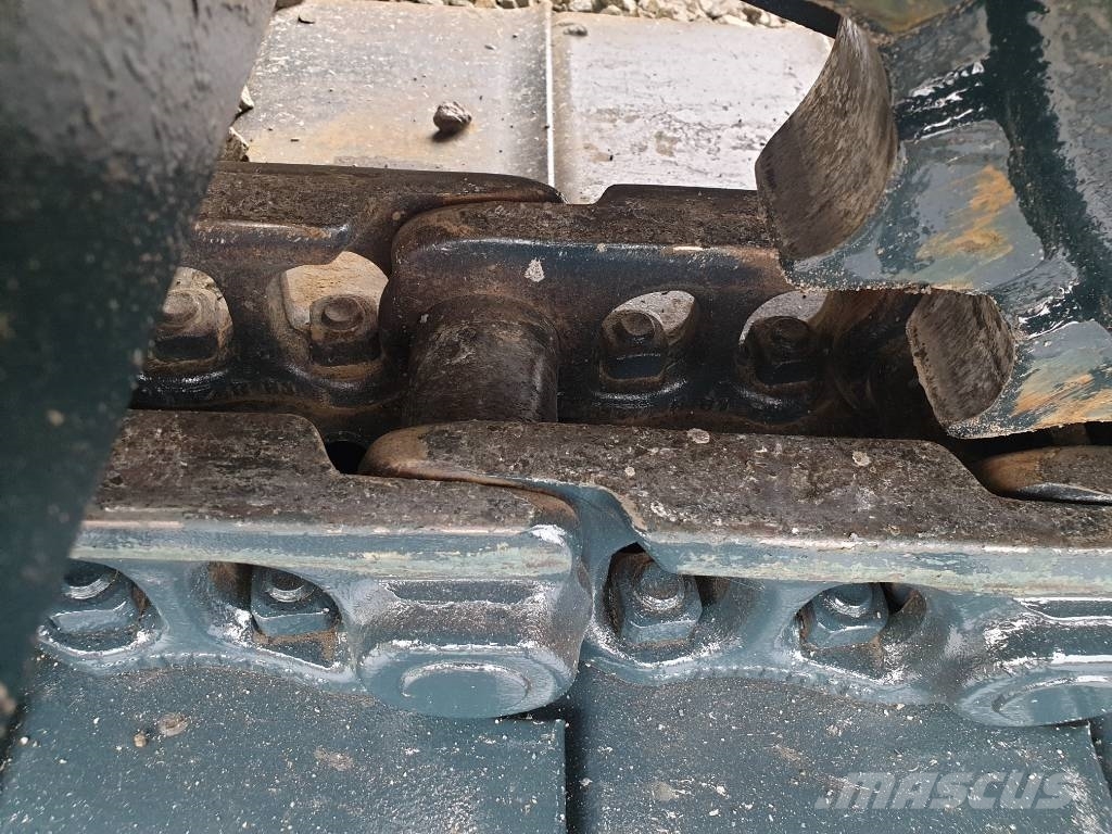 Hyundai HX140LC Excavadoras sobre orugas