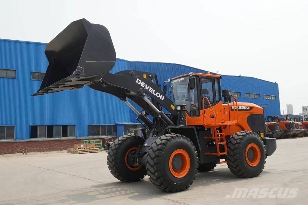 Develon SD 320 휠로우더