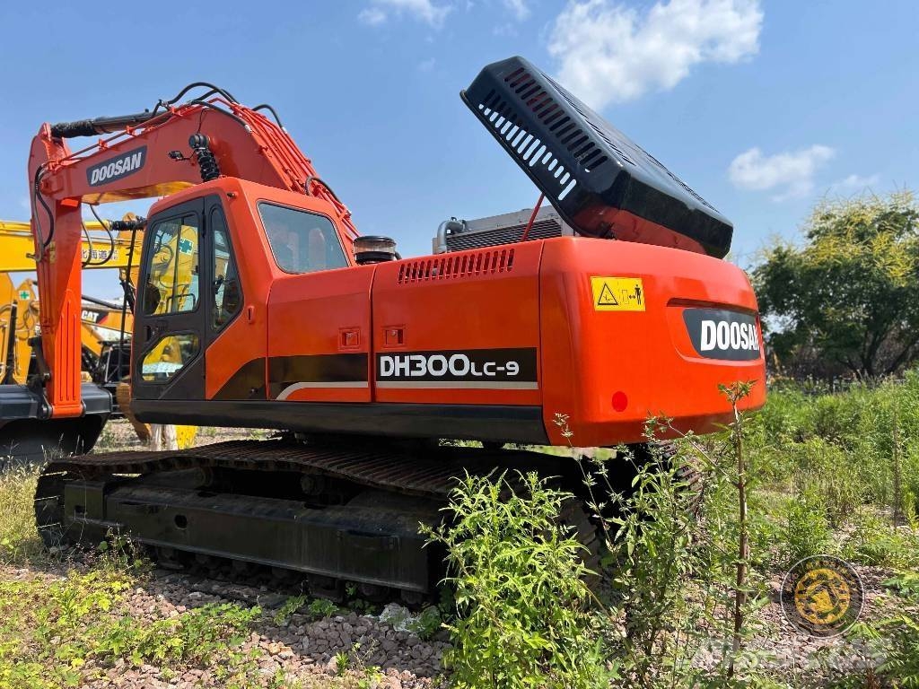 Doosan DH300LC-9 Excavadoras de cadenas