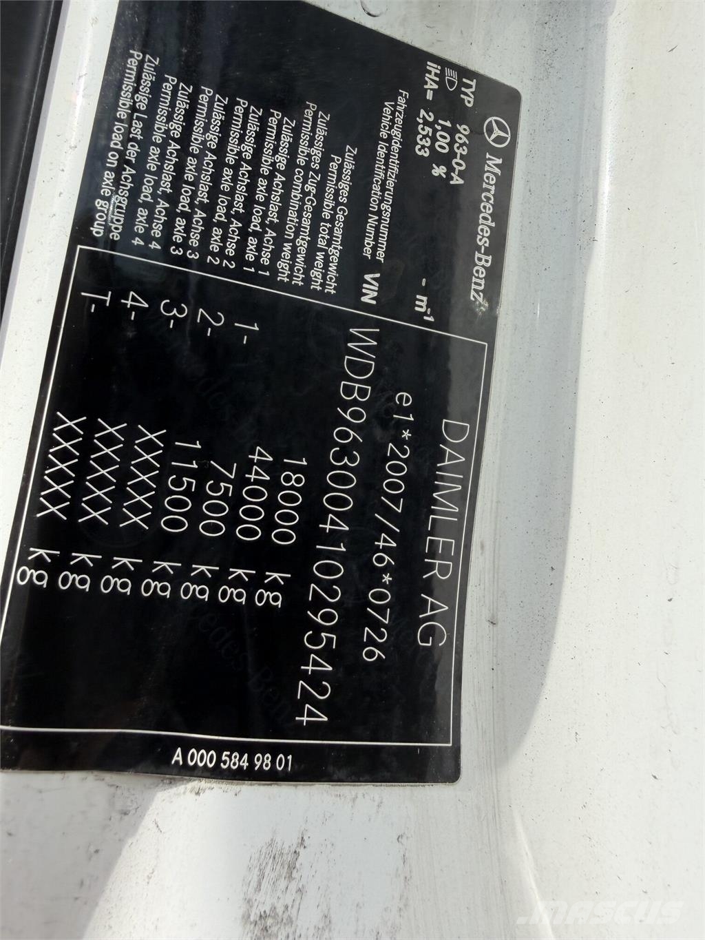 Mercedes-Benz Actros VIN 424 + 074 Další